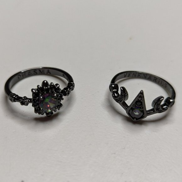 Black Ring Set Size 8 Gothic Wiccan Halloween - Picture 1 of 7